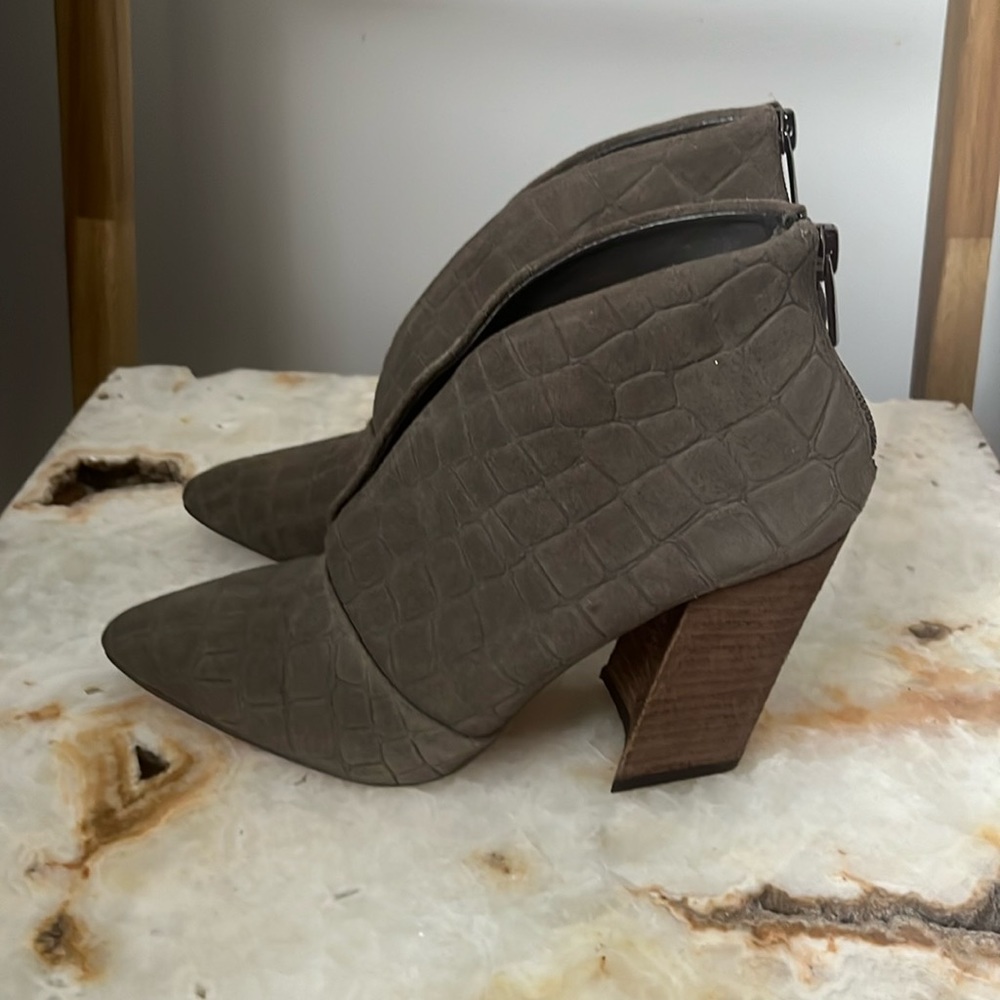 Vince Camuto shoes